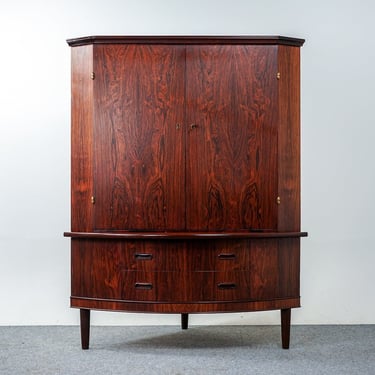 Danish Modern Rosewood Corner Cabinet - (321-282) 