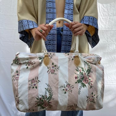 Vintage 90's Weekender Bag / Beautiful Floral and Stripe Cotton Canvas Weekender Bag / Vacation Luggage / Floral Bag 