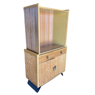Restored Paul Frankl Combed Wood Sliding Glass Display Cabinet for Brown Saltman 