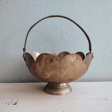 Vintage Brass Bowl Scallop Edges Grape Vine Details Patina Home Décor 