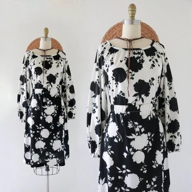 shadow floral dress - m - vintage 70s 80s 1970s 1980s  black white pattern long sleeve boho hippie flower dress size medium long sleeve 