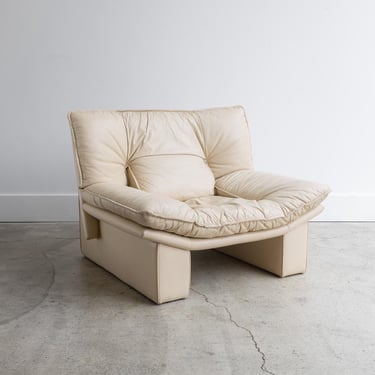 Vintage Nicoletti Salotti Italian Leather Chair in Gorgeous Cream | Postmodern, Mid Century | Made in Italy c. 1970 