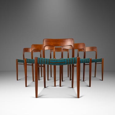 Set of Six (6) Moller Model #75 Dining Chairs in Teak & Geometric Mohair Fabric by Niels Møller for J.L. Møllers Møbelfabrik, Denmark, 1960s 