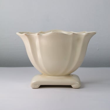 Art Deco Royal Haeger Style Fluted Planter