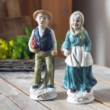 Vintage old farm couple figurines / old man and lady statue /  vintage hand painted bisque elderly couple peasant farmer figurines 