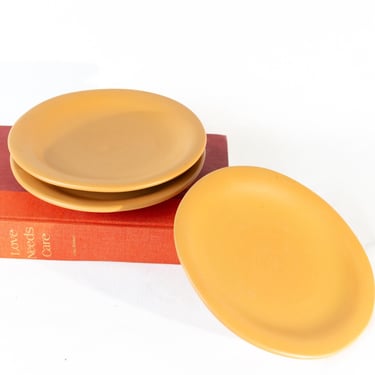 Set of 3 Vintage Luna Garcia Plates, Beige Plates, Vintage Pottery, Bread Plates, Vintage Kitchenware 