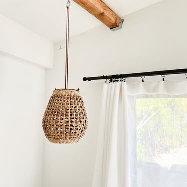 Teardrop Pendant Light - Water Hyacinth/ Rattan 