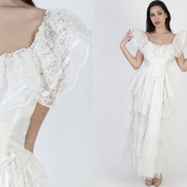 Off The Shoulder Wedding Day Dress / 1970s Plain White Bohemian Bridal Dress / Floral Lace Prairie Bridal Long Tiered Maxi Dress 