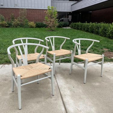 Set of 4 Hans Wegner Wishbone Chairs 