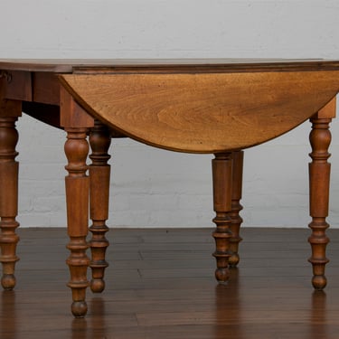 Late 19th Century French Louis Philippe Drop Leaf Extendable Oak Dining Table 
