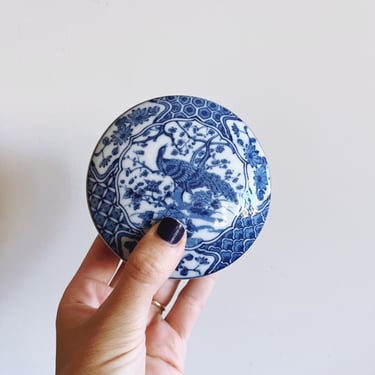 Vintage Japanese Porcelain Blue and White Box 