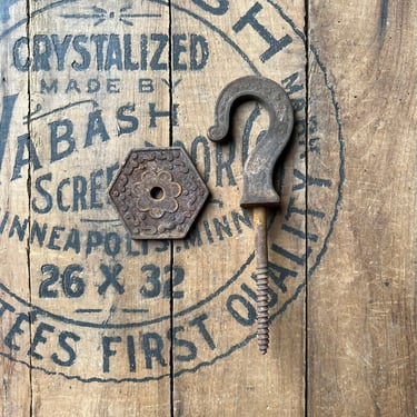 1890s Eastlake Victorian Cast Iron Plant Holder Screw-In Hook 