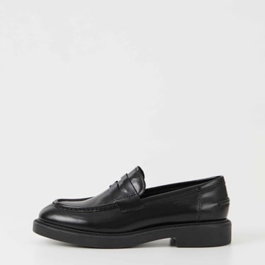 Vagabond Alex W Loafer - Polished Black on Garmentory