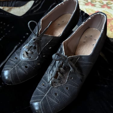 Vintage 1930s 40s Black Lace-Up Oxford Shoes ~ Size 6.5 