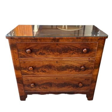 Vintage Mahogany Chest of Drawers