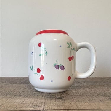 Rare Vintage Ceramic Berries Jubilee Flour Sugar Shaker Japanese Kitsch 