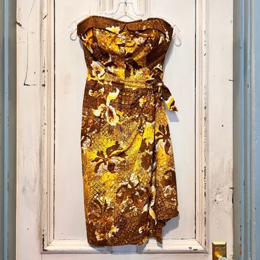 1950s Vintage Hawaiian Strapless Wiggle Dress | Gold Yellow Brown Floral Print Pinup Dress | Strapless Mid Century Tiki Rockabilly Dress 