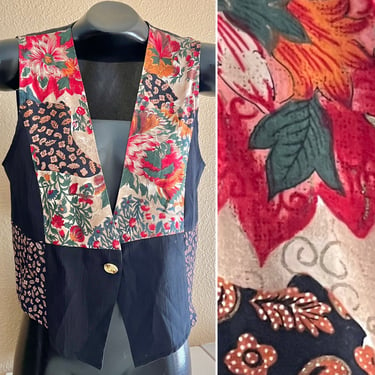 Patchwork Floral Vest Top, Button Front, Sleeveless, Cinch Waist, Hipster Vintage 90s 