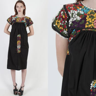 Black Oaxacan Dress / Hand Embroidered Mexican Dress / Crochet Trim Fiesta Dress / Vintage Quinceanera Floral Cotton Womens Mini Dress 