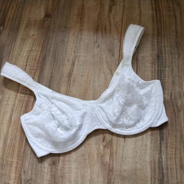 white lace 90s bra - 36 c 