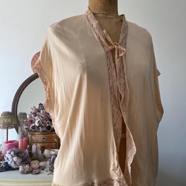 Vintage 1930’s ‘40s palest peach rayon bed jacket | nude lace trim, rosette, S/M 