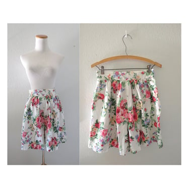 Vintage Floral Print High Waisted Shorts Elastic Waist Flowy Legs Summer Boho Hippie Size Medium 