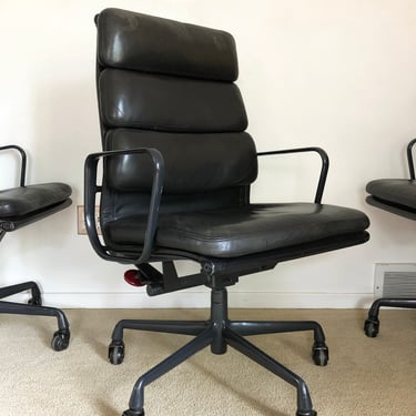 Eames Soft Pad Executive Chair Herman Miller black leather office mid century 1 of 4 