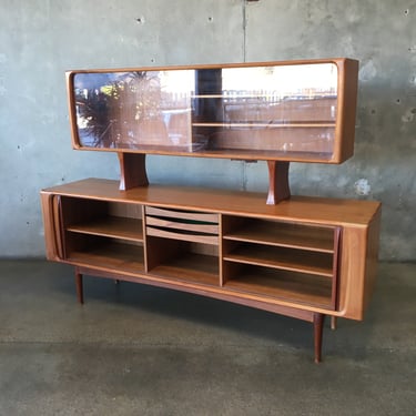 Bernard Peterson Vintage Mid Century Modern Danish Teak Tambour Door Credenza with Hutch