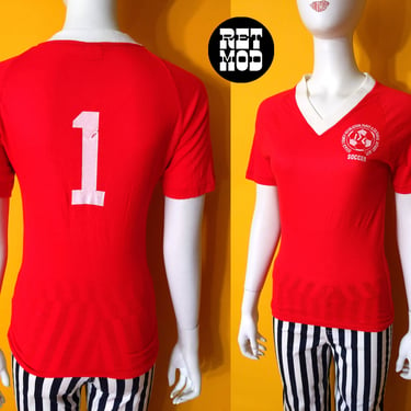 Super Soft Vintage 60s 70s Bright Red V-Neck Soccer Emblem T-Shirt 