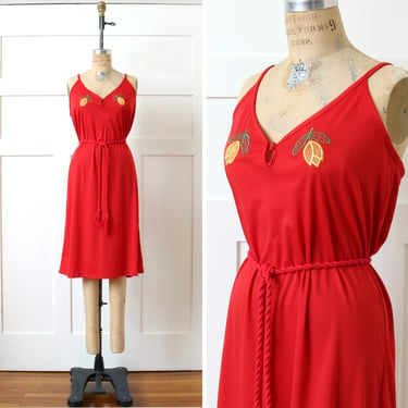 vintage 1970s red sundress • t-shirt dress with embroidered yellow tulips 