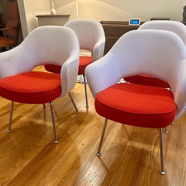 Set of Four Knoll Saarinen Executive Armchairs Dining or Office - Free Shipping 