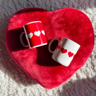 80s Red and white Heart Coffee mugs Set / Tea Mugs / Vintage Ceramic Mugs / Free US Shipping 