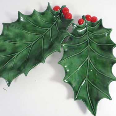 Vintage Nested Green Ceramic Holly Candy Dishes 