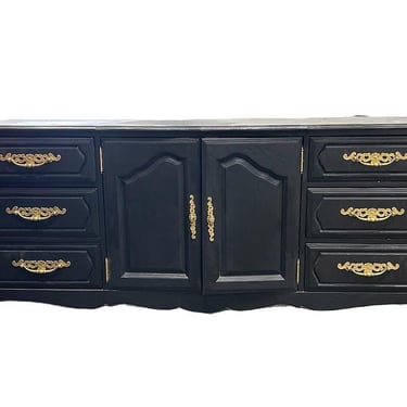 Davis Furniture - Finished Black - 9 Drawer Dresser 