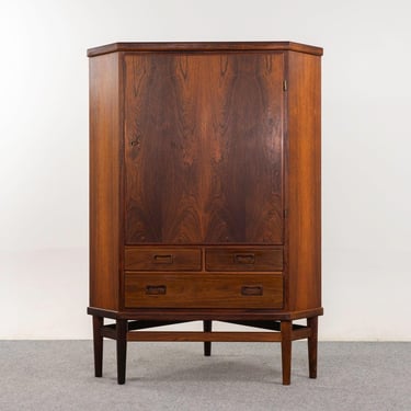 Rosewood Danish Corner Cabinet - (325-202) 