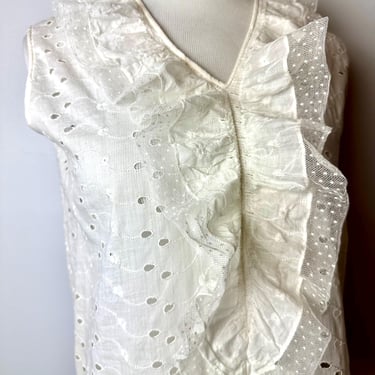 20’s-30’s White cotton eyelet top with dotted Swiss sheer lace tuxedo ruffle ~ sleeveless blouse flapper Gatsby ~1930~ size Small 