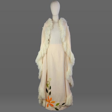 Handwoven in Mexico /1970s Cream Maxi Skirt and Fringed Vest / Embroidered Mexican / Size 