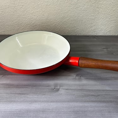 Vintage Dansk Kobenstyle Red Enamel Skillet, Danish Modern Quistgaard Designed Red Enamelware, Danish Modern 