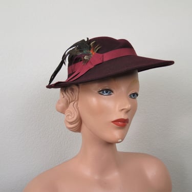 Vintage 1940s wool fedora hat, women's, feather trim, WPL 