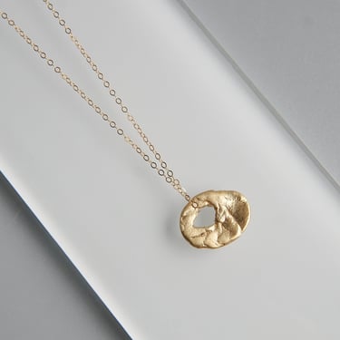 8.6.4. Abstract Pendant Necklace