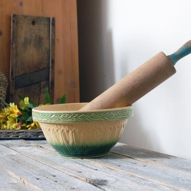 Vintage wood rolling pin / vintage rolling pin with teal handles / rustic farmhouse kitchen decor / vintage baking tools / green kitchen 