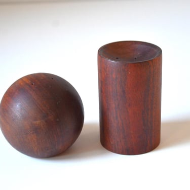 Danish Modern Geometric Nesting Rosewood Salt and Pepper Shaker Set 