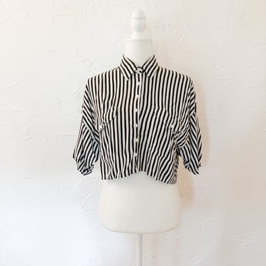 80s Cropped Button Up Collared Shirt with Black and White Stripes | Medium 