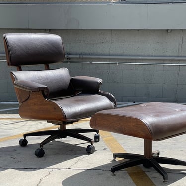 Vintage 60's Mid-Century Eames Style Lounge Chair & Ottoman – Original 