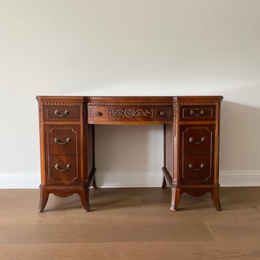 NEW - Vintage Vanity Desk, Bedroom or Guest Room Furniture, Solid Wood 