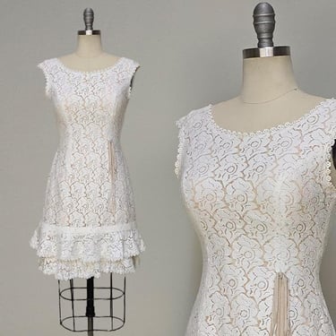 1960s Dress / Cocktail Dress / Casual wedding Dress / Lace Dress / White Lace Dress / Floral Dress / Size Small 