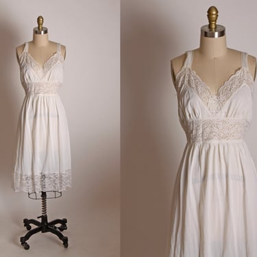 1950s White Nylon Ruched Bodice Attached Waist Ties Night Gown Lingerie by Rogers -S 