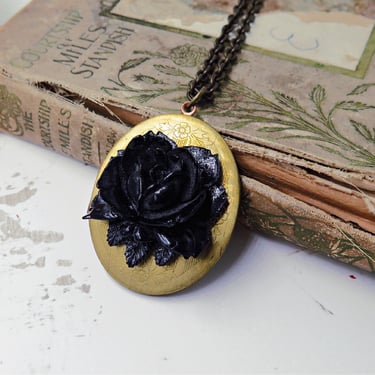 Black Rose Locket, Photo Locket, Fall Favorite Necklace, Gothic Jewelry, Halloween Gift for Women, Victorian Style 