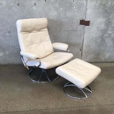 Mid Century Modern Ekornes Stress less Recliner Chair & Ottoman