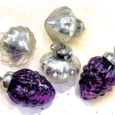 VINTAGE: 5pc - Small Thick Mercury Glass Ornaments - Kugel Style Christmas Ornaments 